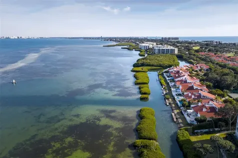 2282 Harbour Court Drive Longboat Key FL 34228