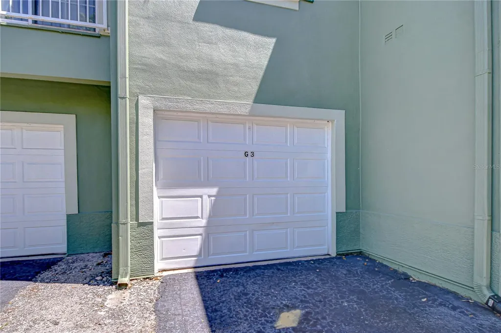 9304 Lake Chase Island Way Tampa FL 33626