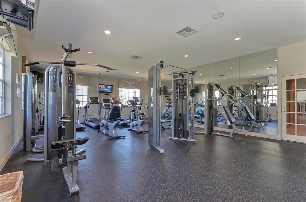 9304 Lake Chase Island Way Tampa FL 33626