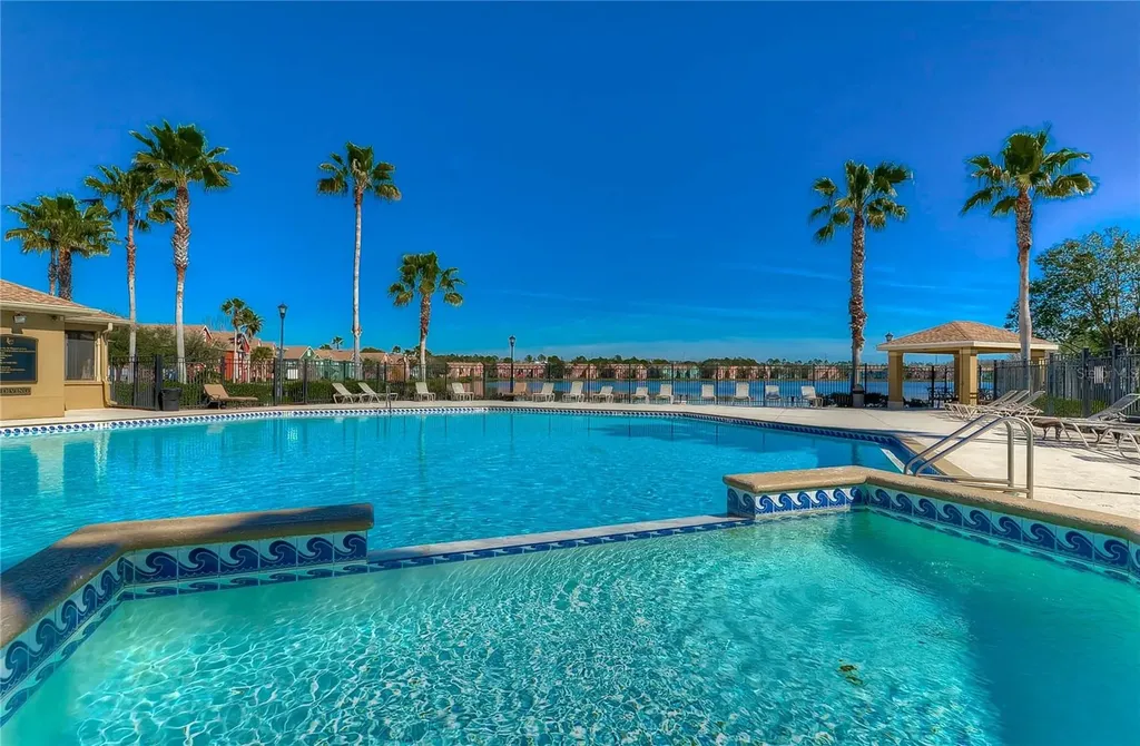 9304 Lake Chase Island Way Tampa FL 33626