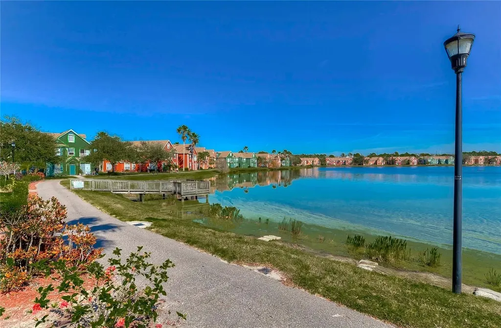9304 Lake Chase Island Way Tampa FL 33626