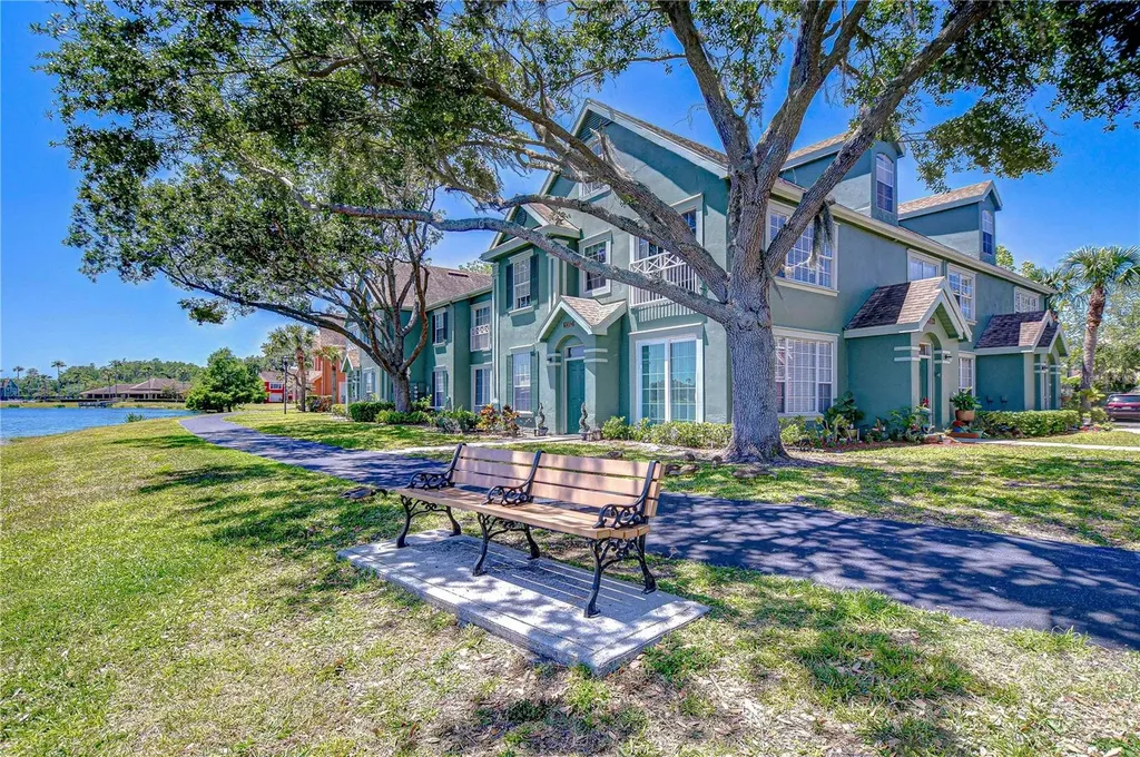 9304 Lake Chase Island Way Tampa FL 33626