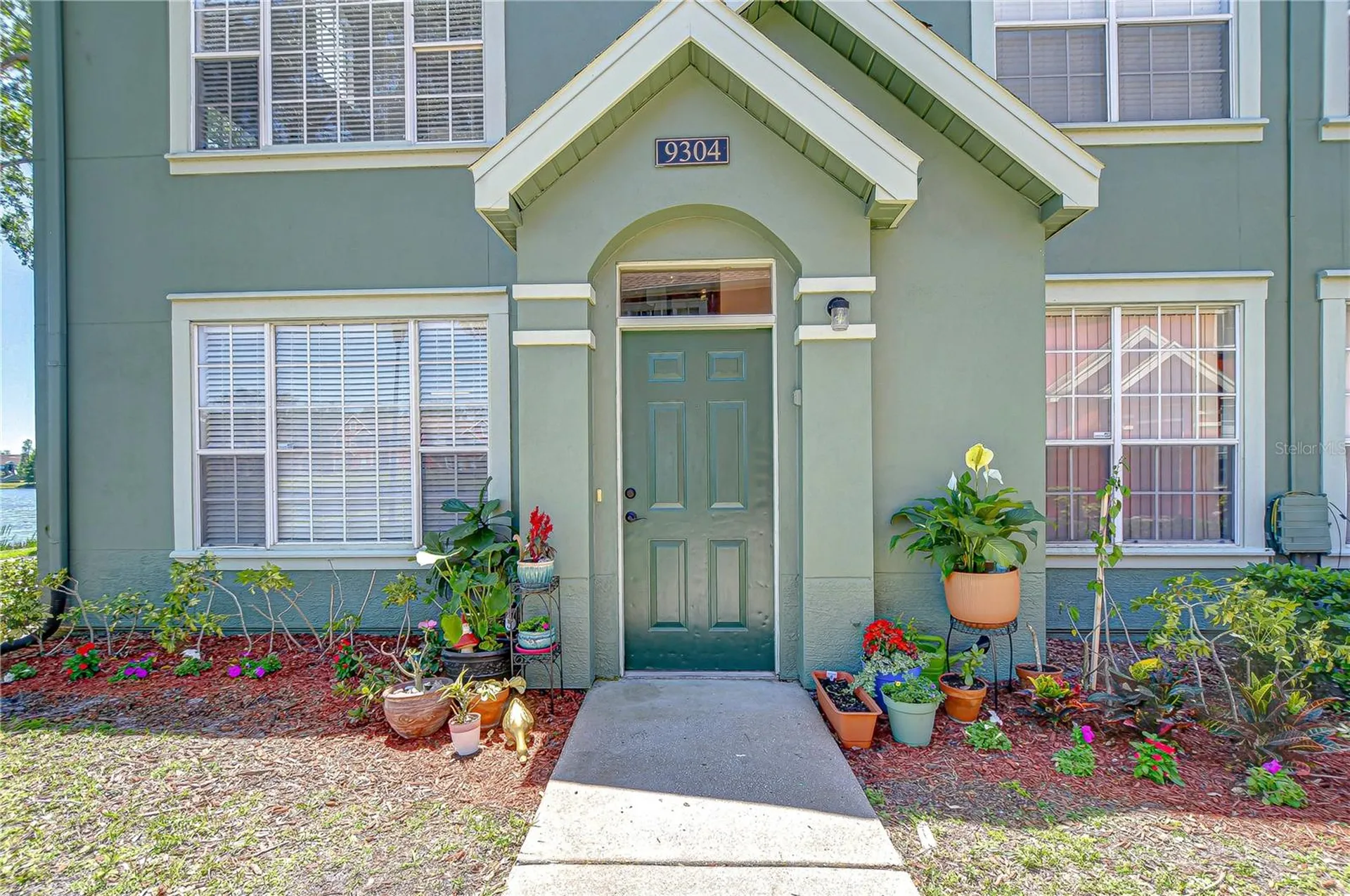 9304 Lake Chase Island Way Tampa FL 33626