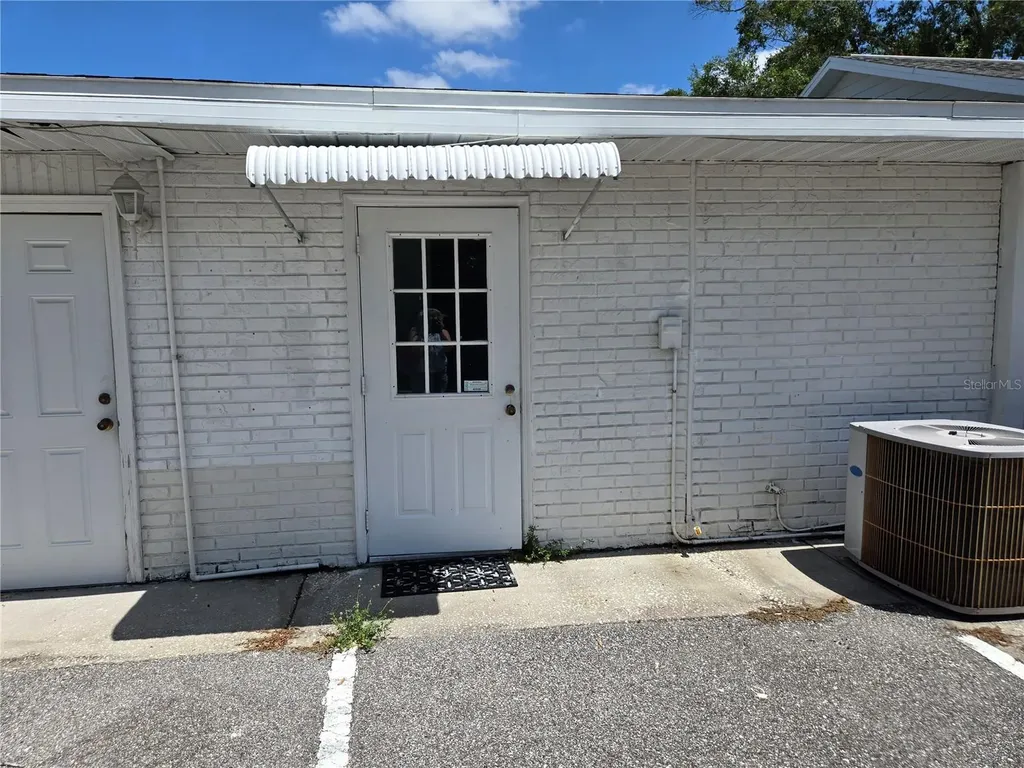 8726 Old County Road 54 New Port Richey FL 34653