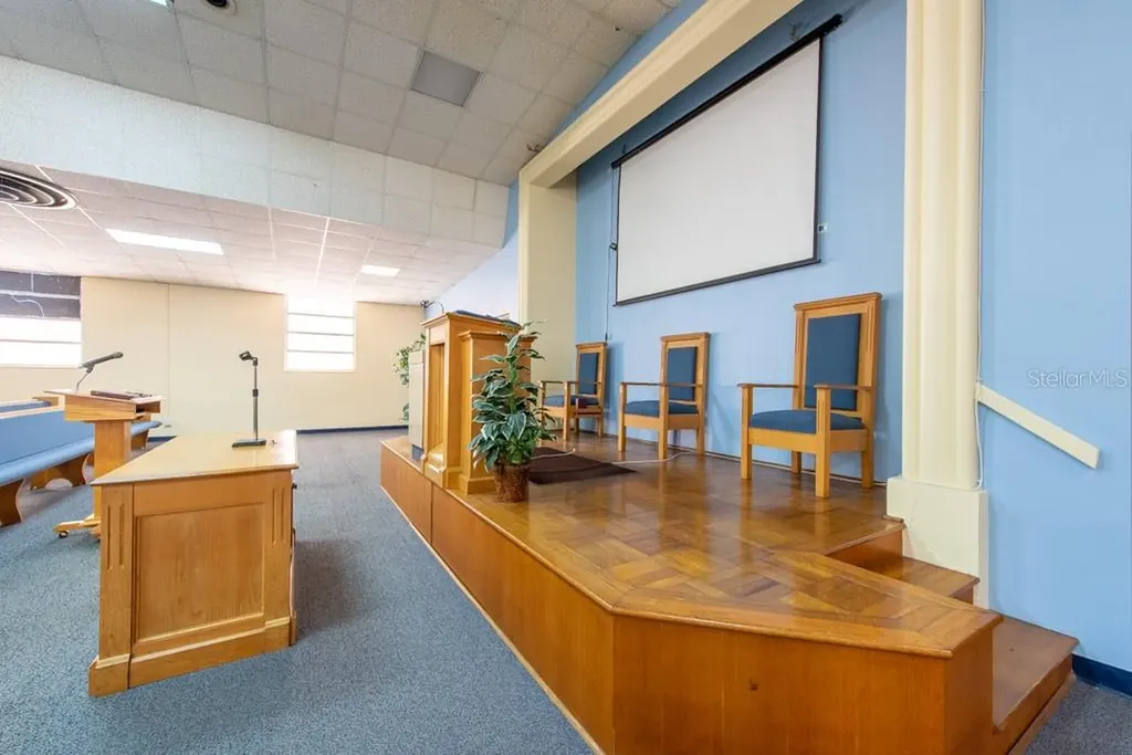 4608 N Nebraska Avenue Tampa FL 33603