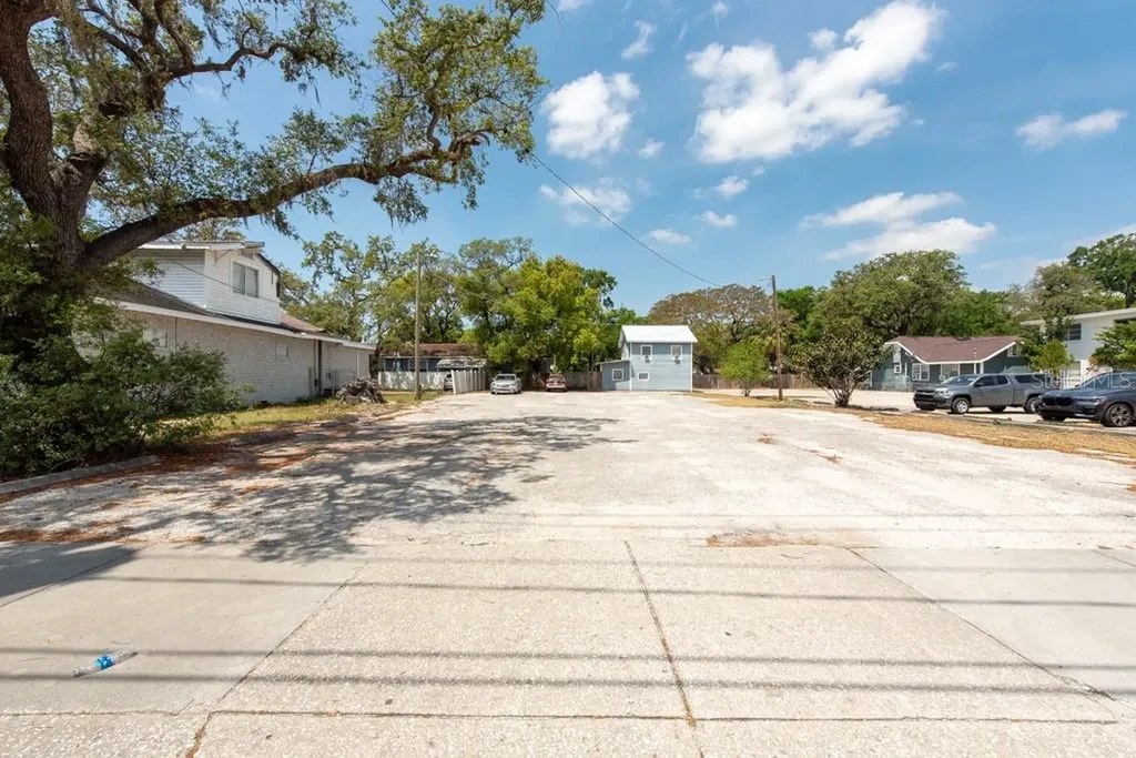 4608 N Nebraska Avenue Tampa FL 33603