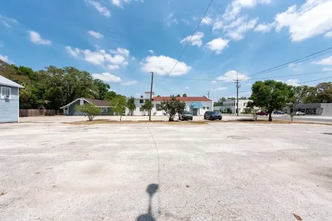 4608 N Nebraska Avenue Tampa FL 33603