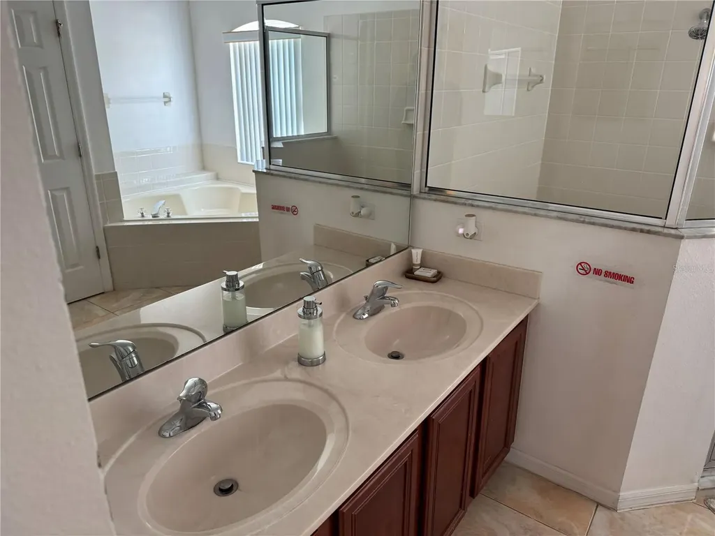 708 Pincon Lane Kissimmee FL 34759