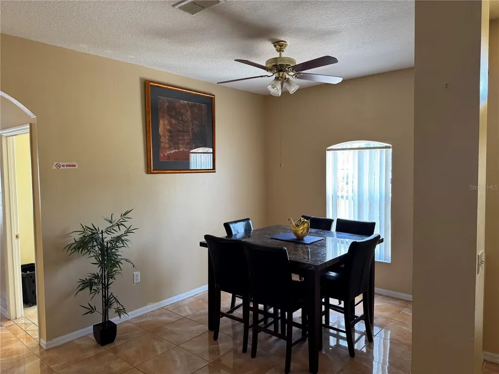 708 Pincon Lane Kissimmee FL 34759