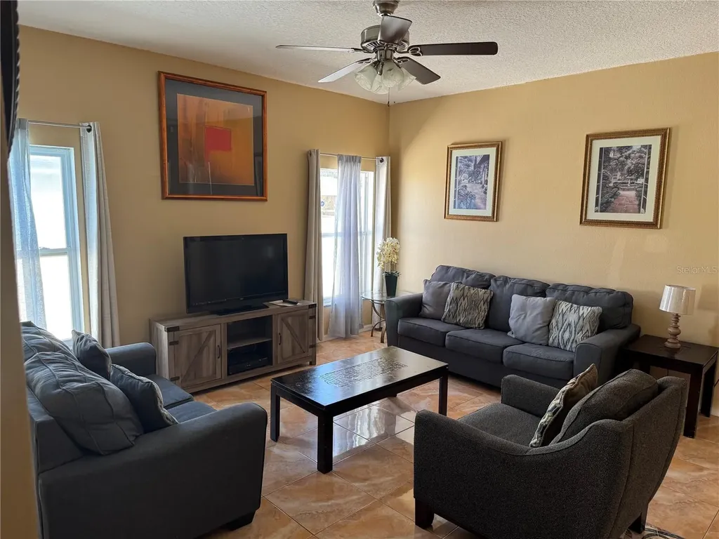 708 Pincon Lane Kissimmee FL 34759
