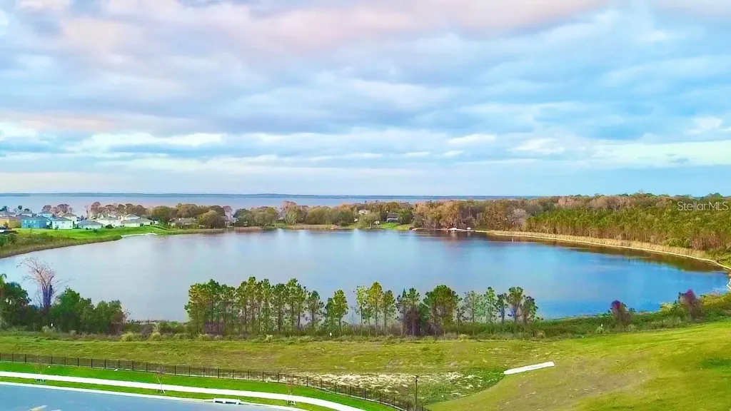 2637 Rowan Street Tavares FL 32778