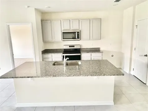 2637 Rowan Street Tavares FL 32778