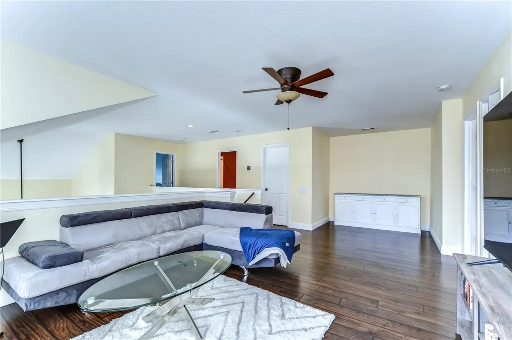 3292 Covered Bridge Drive E Dunedin FL 34698