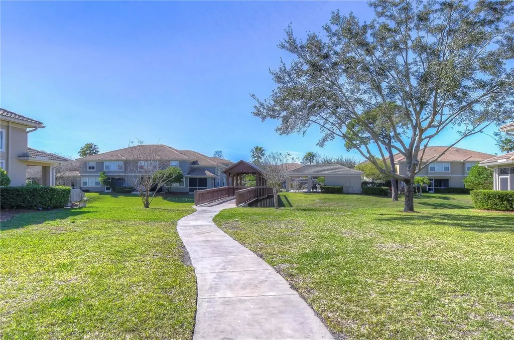 3292 Covered Bridge Drive E Dunedin FL 34698