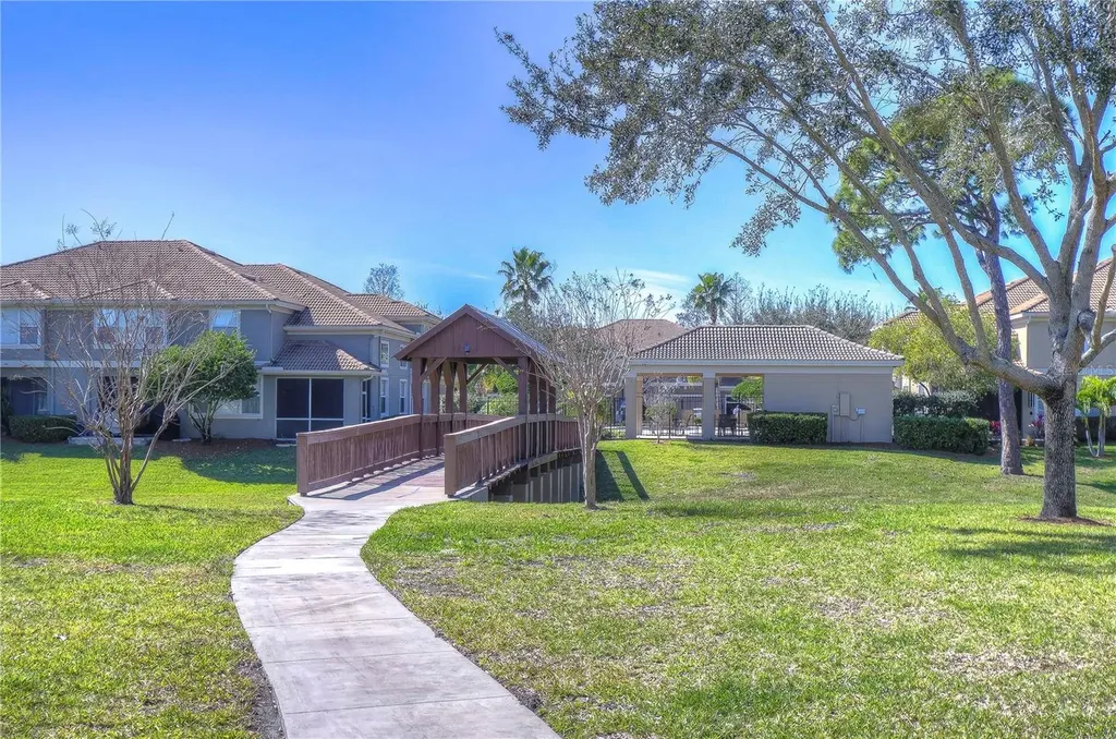 3292 Covered Bridge Drive E Dunedin FL 34698