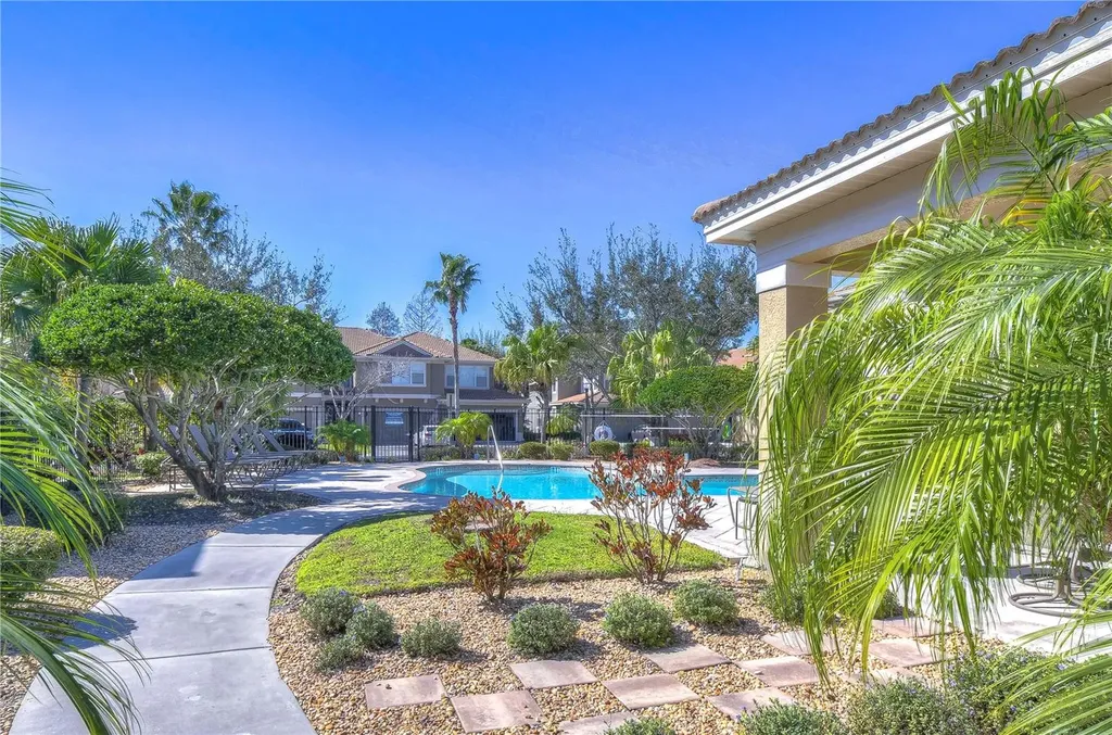 3292 Covered Bridge Drive E Dunedin FL 34698