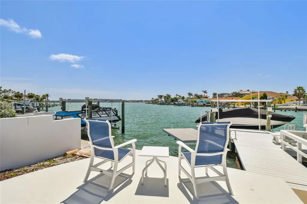 2233 Donato Drive Belleair Beach FL 33786