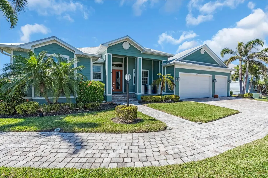18091 Wooden Skiff Court Nokomis FL 34275