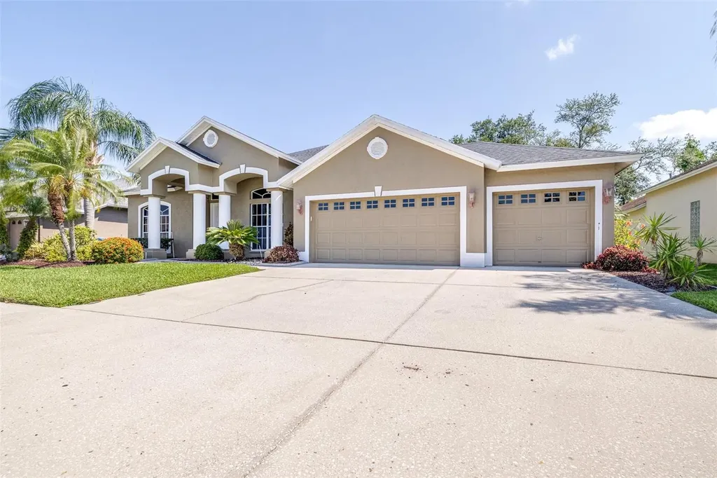 10016 Oxford Chapel Drive Tampa FL 33647
