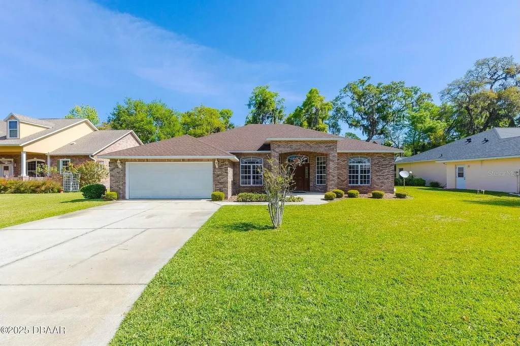 11 Lakebluff Drive Ormond Beach FL 32174
