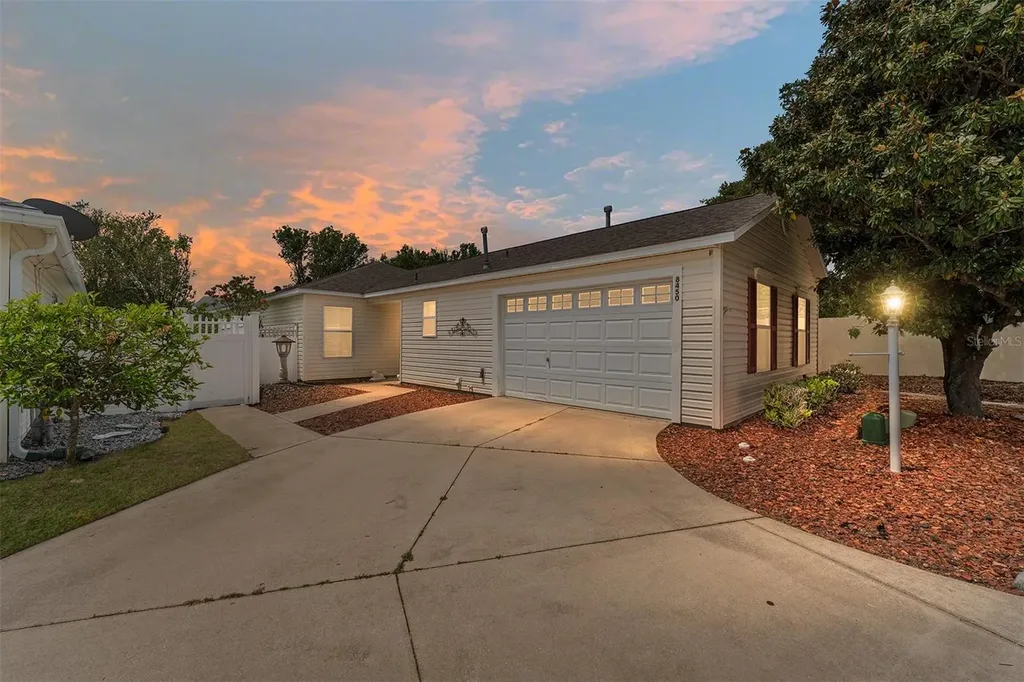8450 SE 177th Roleson Lane The Villages FL 32162