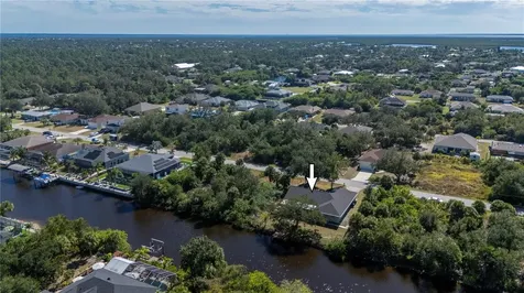 17356 Gulfspray Circle Port Charlotte FL 33948