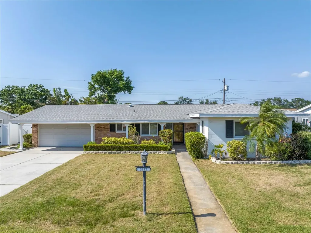 5877 33rd Avenue N St Petersburg FL 33710