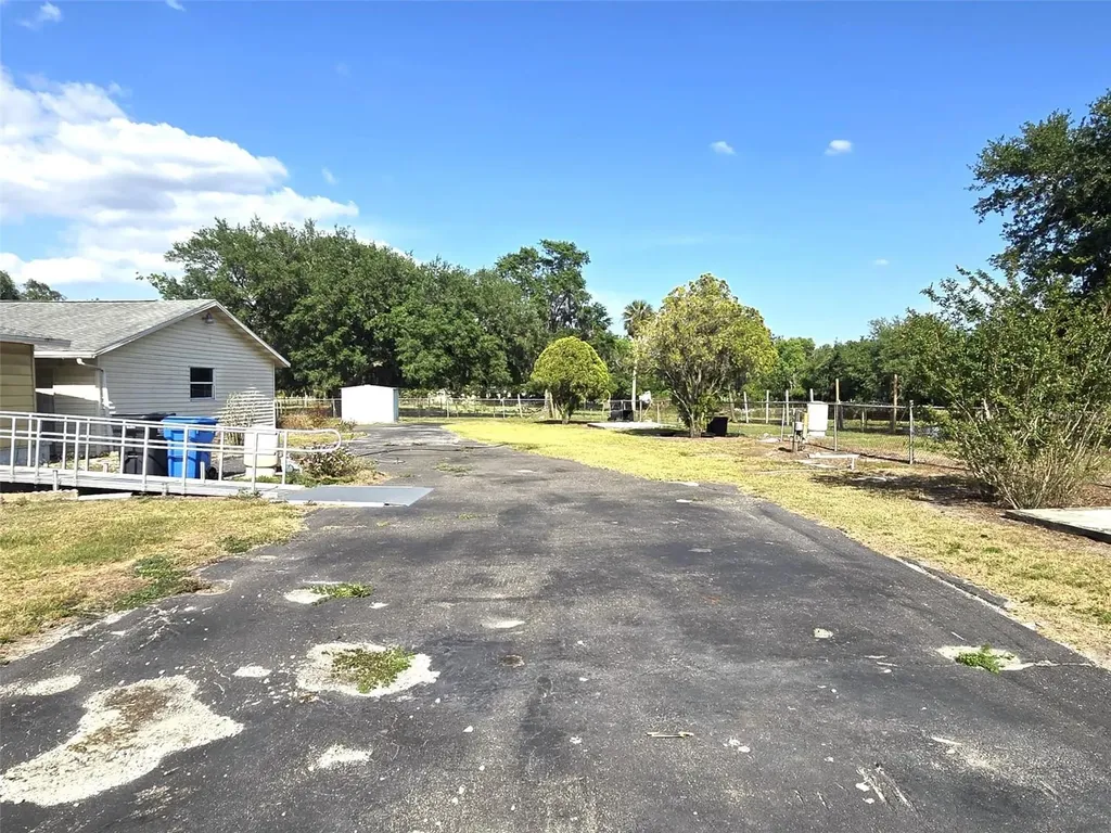 3101 Medulla Road Plant City FL 33566