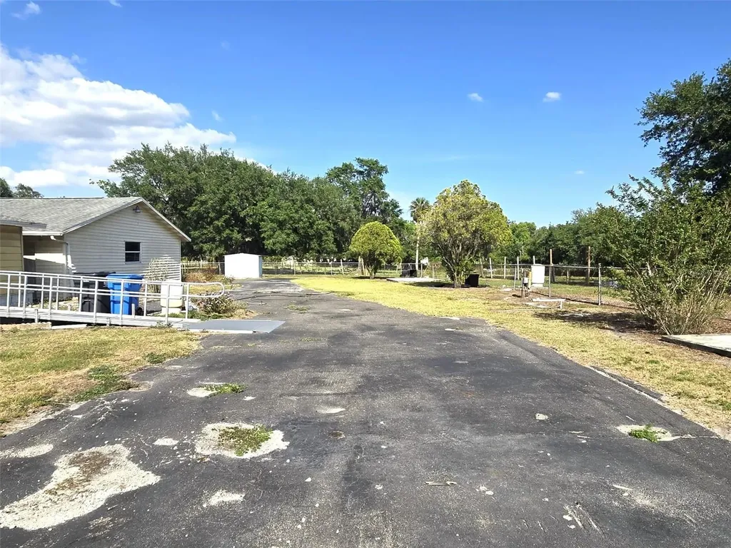 3101 Medulla Road Plant City FL 33566
