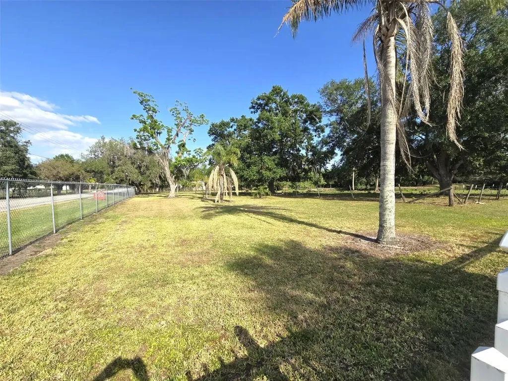 3101 Medulla Road Plant City FL 33566