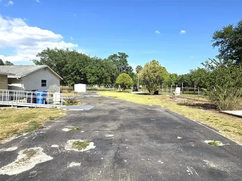 3101 Medulla Road Plant City FL 33566
