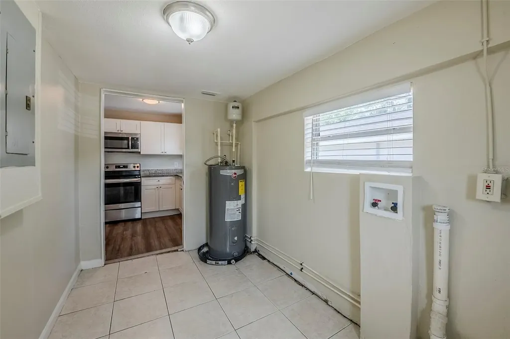 72 Campus View Drive Orlando FL 32810