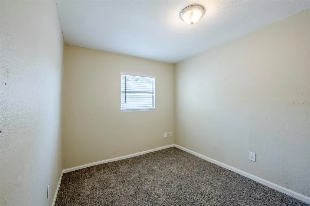 72 Campus View Drive Orlando FL 32810