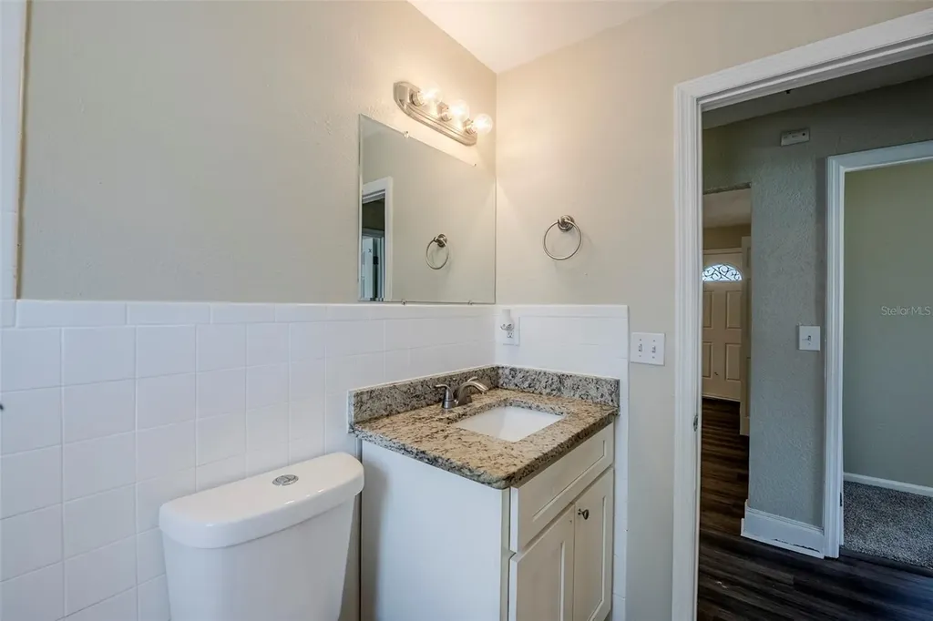 72 Campus View Drive Orlando FL 32810