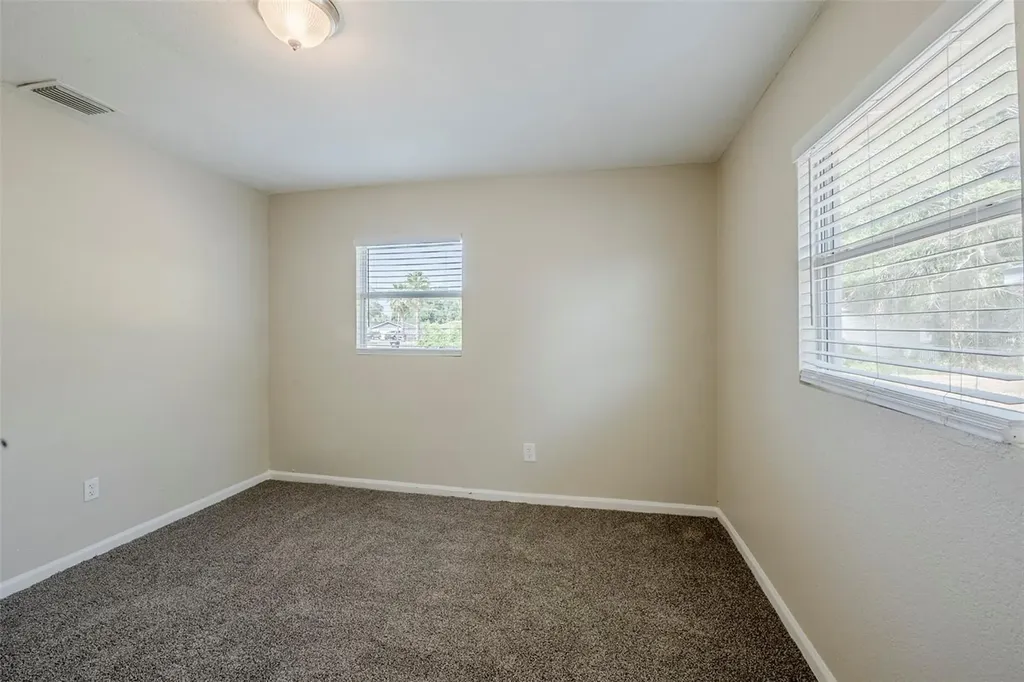 72 Campus View Drive Orlando FL 32810