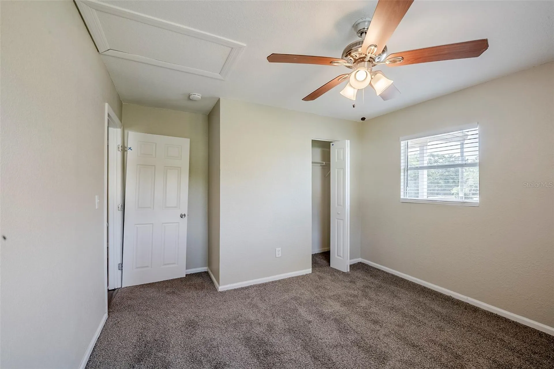 72 Campus View Drive Orlando FL 32810