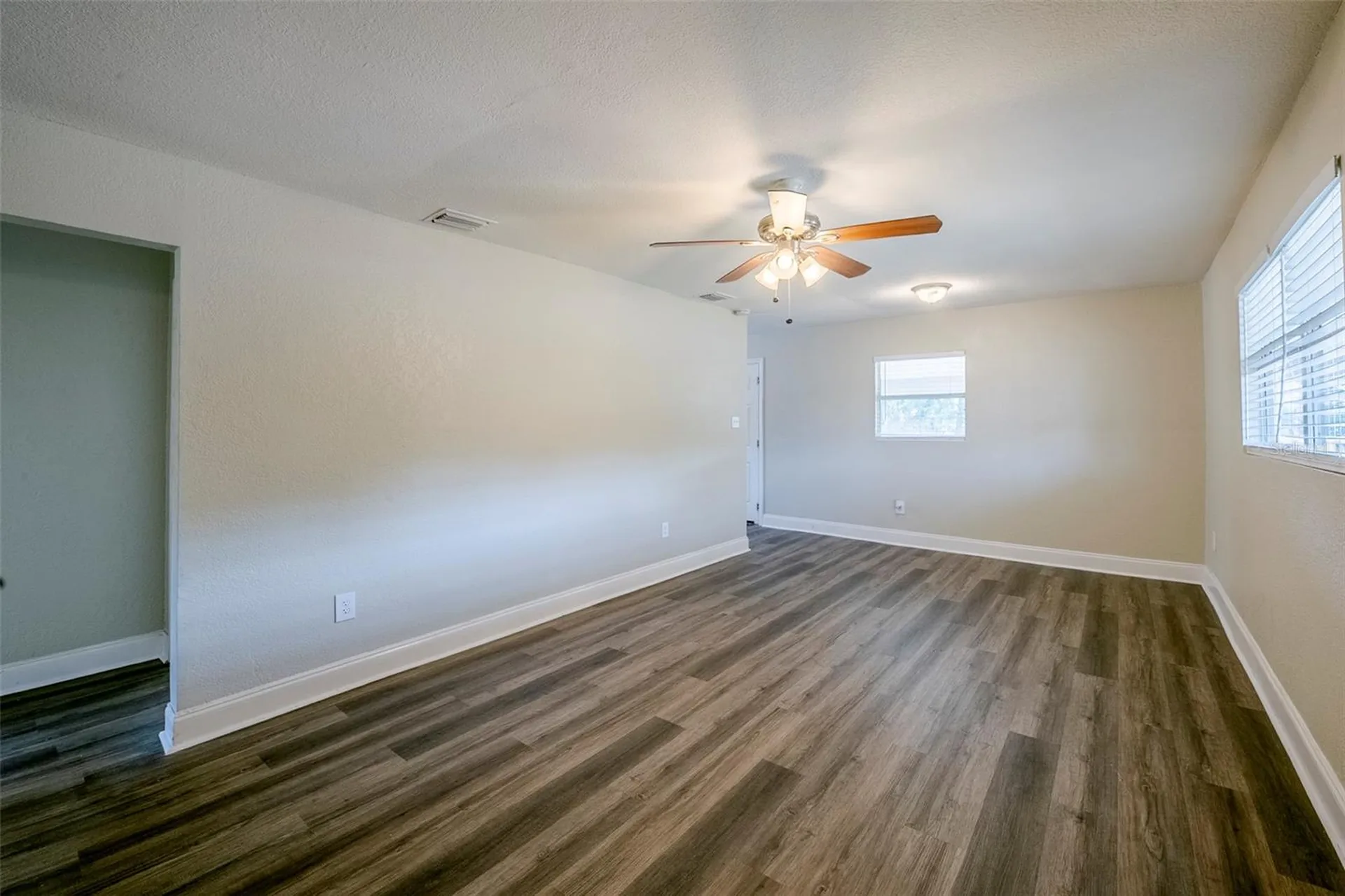 72 Campus View Drive Orlando FL 32810