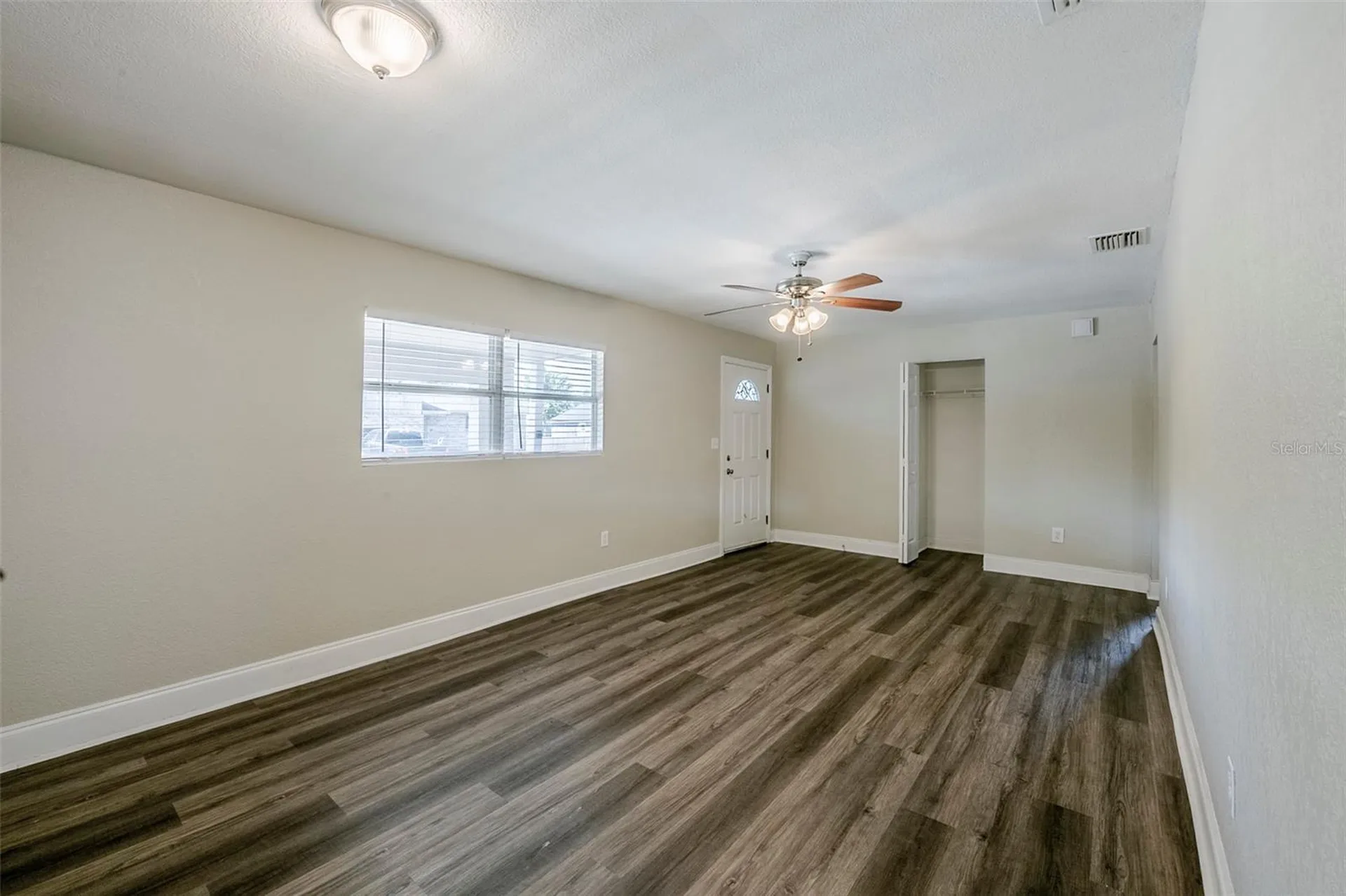 72 Campus View Drive Orlando FL 32810