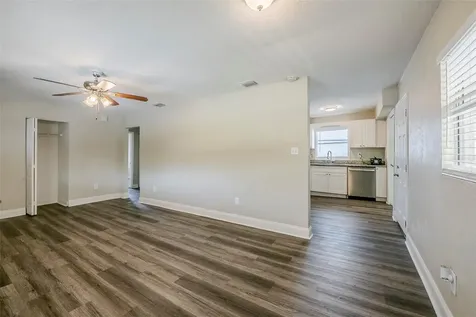 72 Campus View Drive Orlando FL 32810
