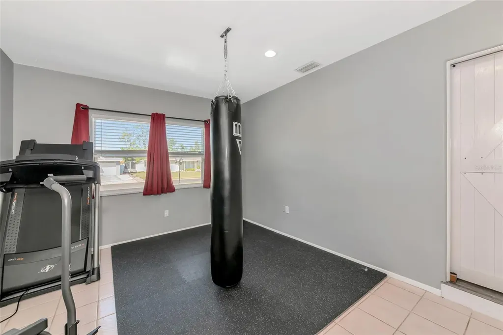 6511 Georgia Avenue Bradenton FL 34207