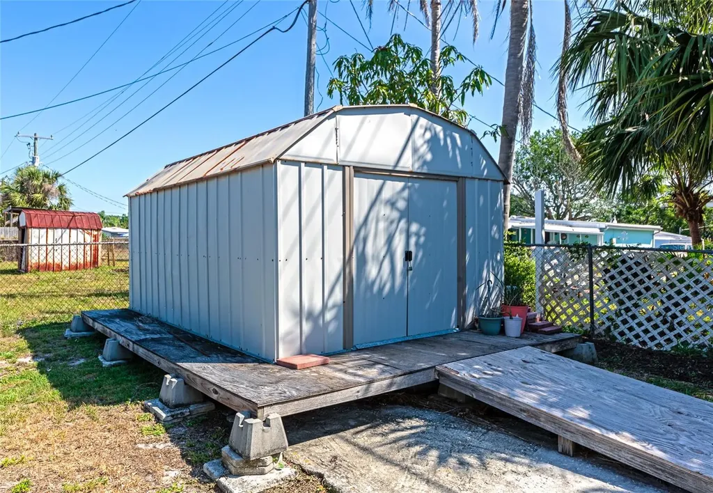 6511 Georgia Avenue Bradenton FL 34207