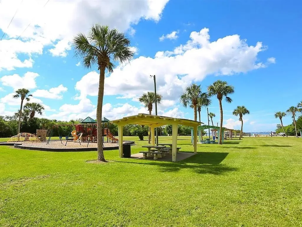 6511 Georgia Avenue Bradenton FL 34207
