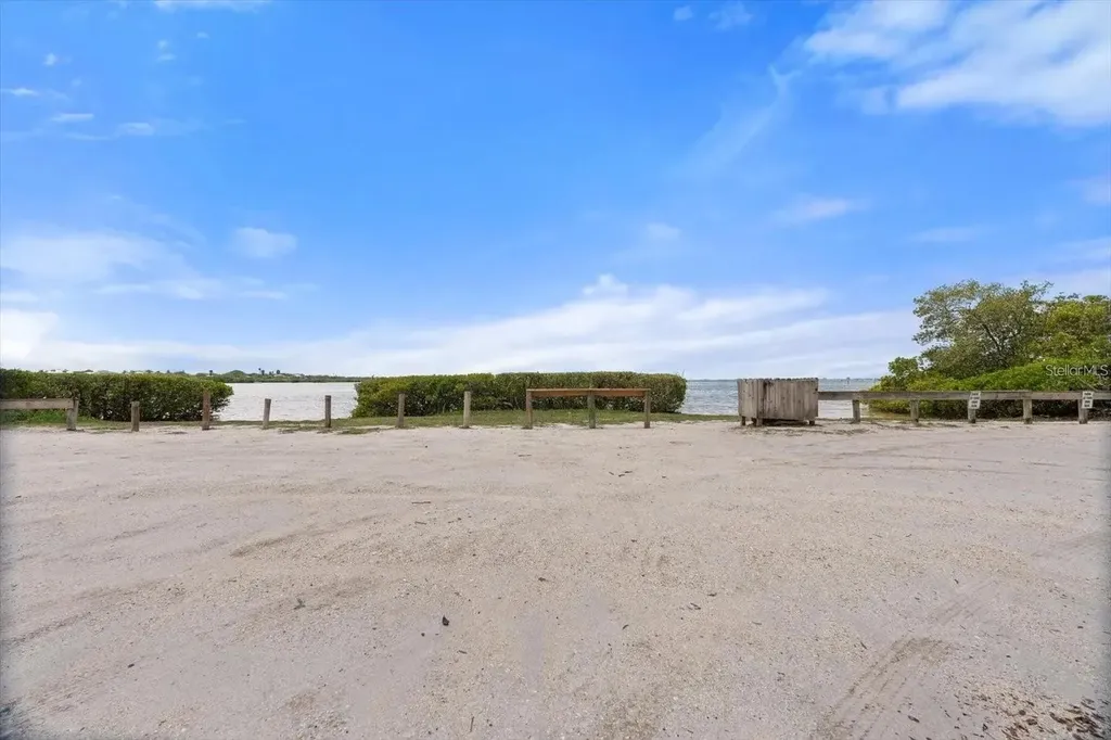 6511 Georgia Avenue Bradenton FL 34207