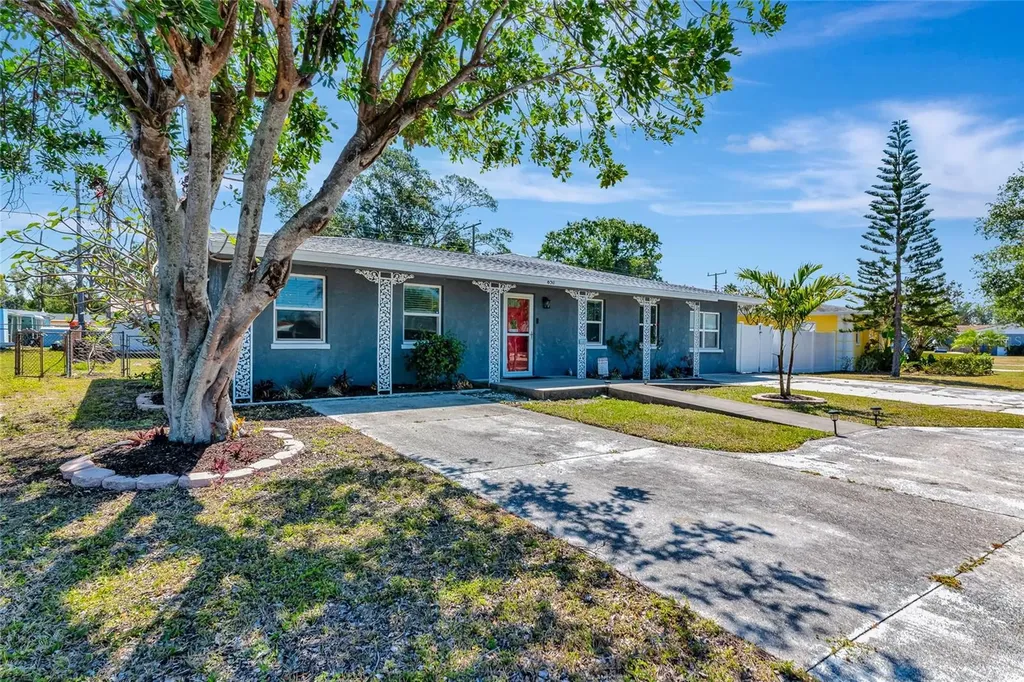 6511 Georgia Avenue Bradenton FL 34207