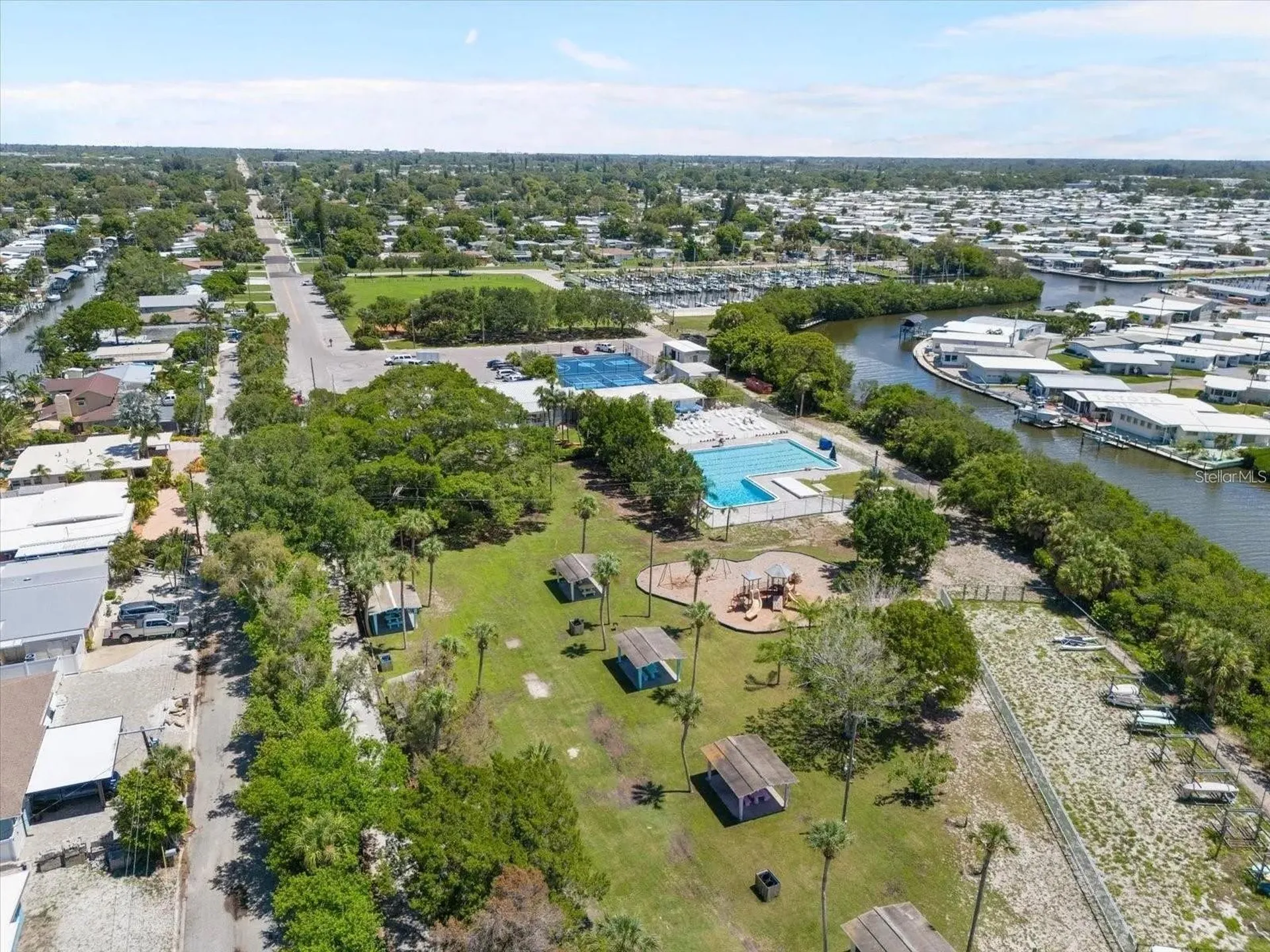 6511 Georgia Avenue Bradenton FL 34207