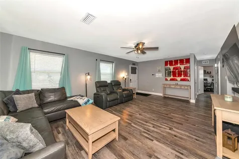 6511 Georgia Avenue Bradenton FL 34207