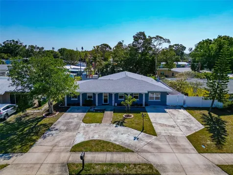 6511 Georgia Avenue Bradenton FL 34207