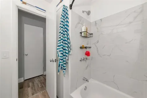 6511 Georgia Avenue Bradenton FL 34207