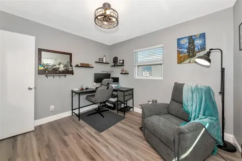 6511 Georgia Avenue Bradenton FL 34207