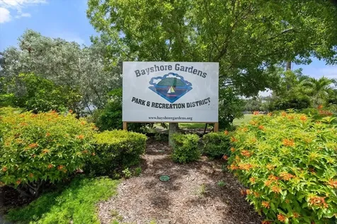 6511 Georgia Avenue Bradenton FL 34207